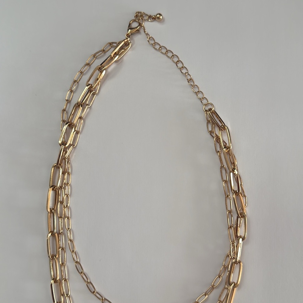 Chain Link Necklace - Picture 5 of 11